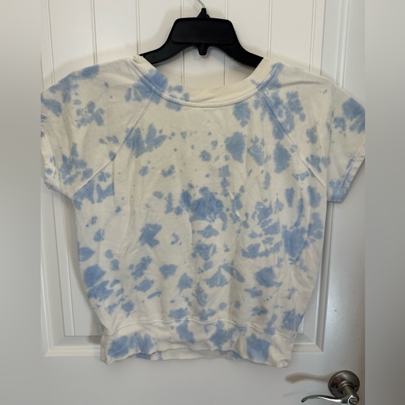 GAP Blue and White Tie-Dye short sleeve women’s size medium B - Picture 4 of 4